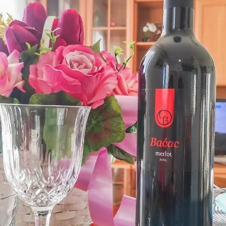 Ariademar Apartment *